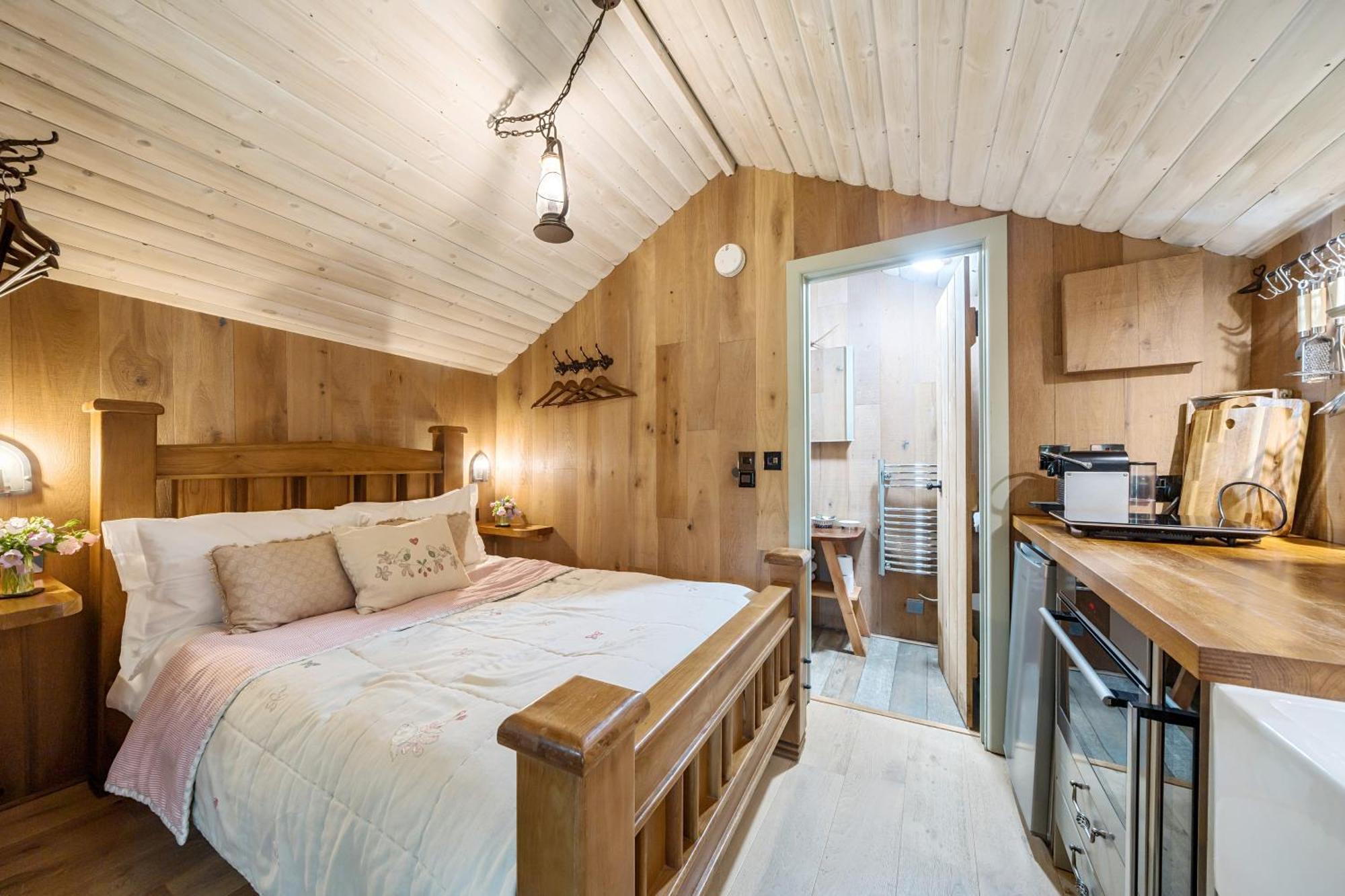 The Treehouse At Salcombe Farm Villa Buitenkant foto